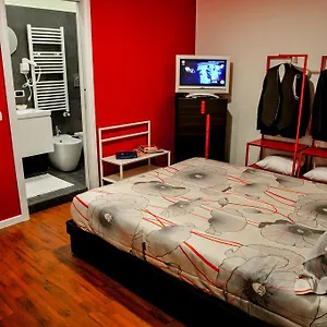Eva E Diabolik Design Centro Milan